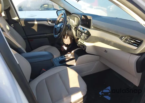 2022 Ford Escape Sel Plug-In Hybrid z USA, uszkodzony, nr VIN 1FMCU0KZXNUA93862